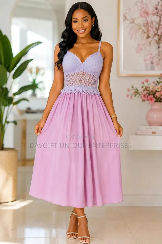 Beautiful and Bold Ladies Dress · Photo 1