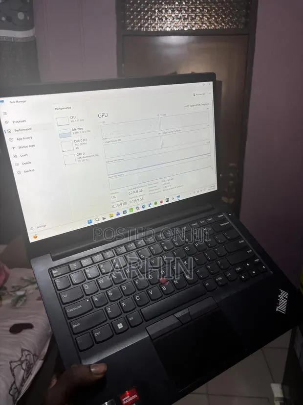 Laptop Lenovo ThinkPad E16 Gen 3 16GB AMD Ryzen 5 SSD 256GB · Photo 1