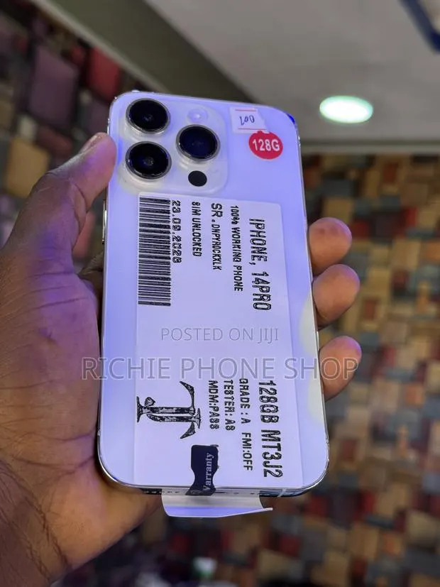 Apple iPhone 14 Pro 128 GB White · Photo 1