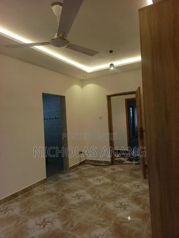 1bdrm Apartment in Dorns Properties, New Town for rent · Photo 4