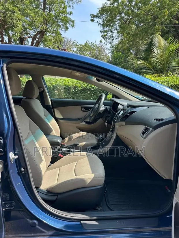 Hyundai Elantra 2016 Blue · Photo 1