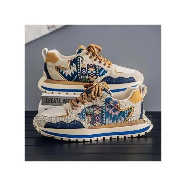 Casual Shoe · Photo 1