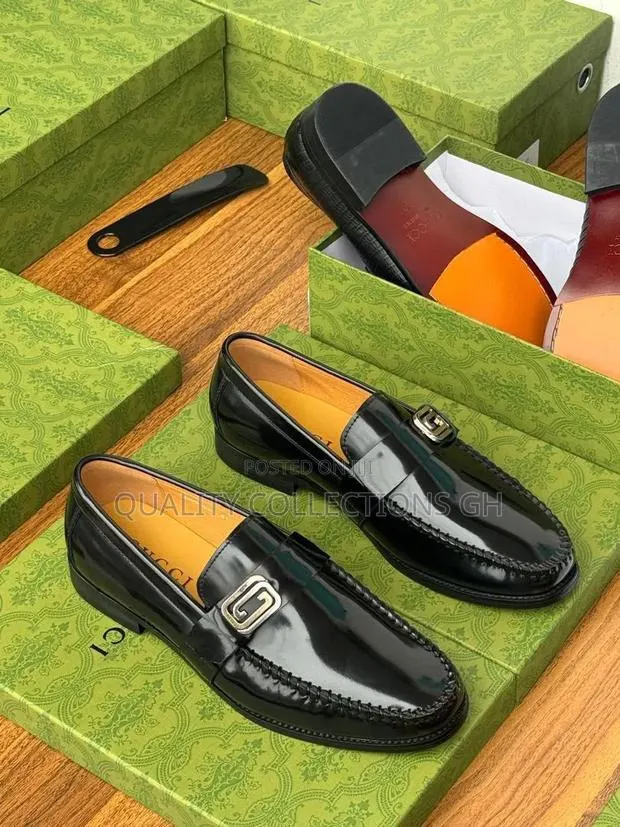 Authentic Gucci Shoe · Photo 1