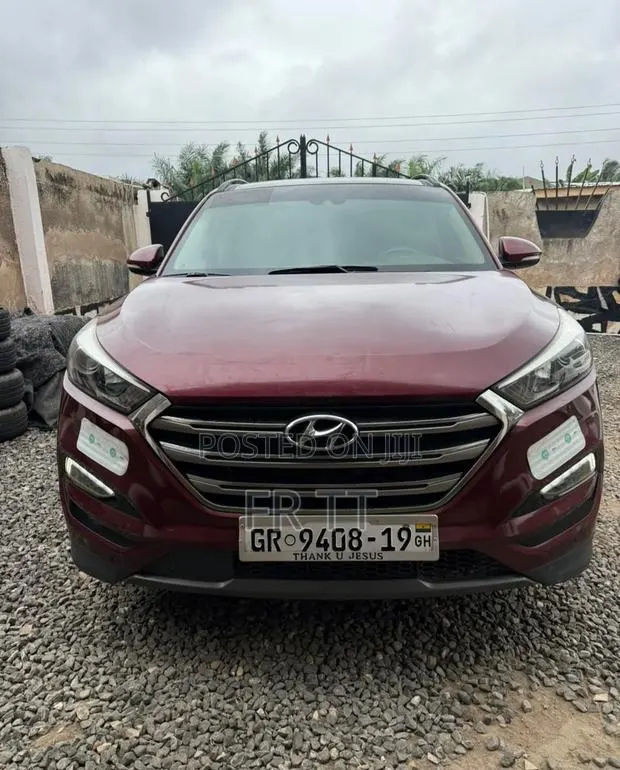 Hyundai Tucson 2017 Red · Photo 1