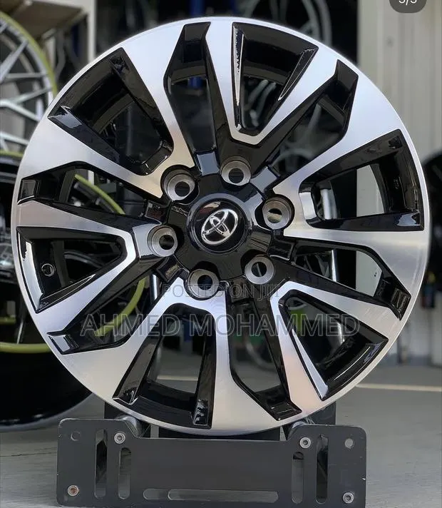Land Cruiser Prado Rim 18 Inches · Photo 1