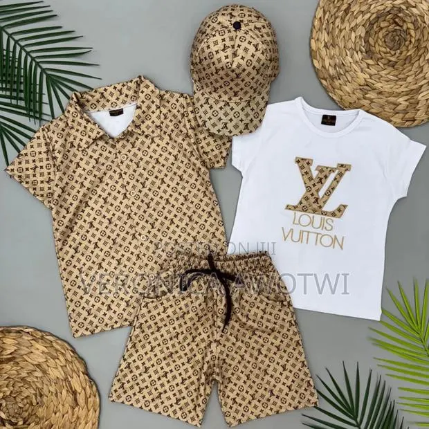 4 Piece Lv Causal Wear With Cap · Photo 1