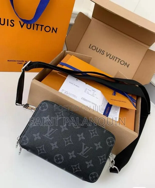 Lv Cross Body Bags · Photo 1