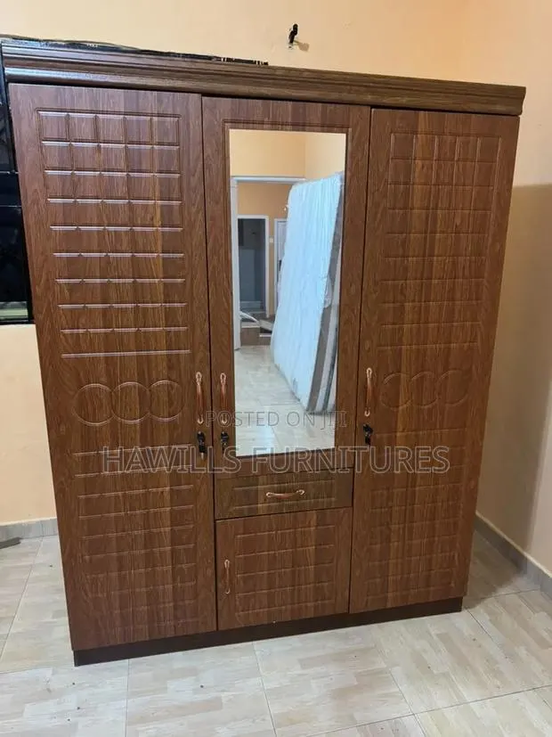 Wooden 3-Doors Wardrobe With Central Mirror and Drawer · Photo 1
