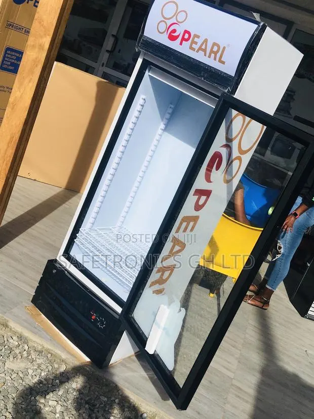 248 Liters Display Pearl Singledoor Glass PVC-37 Fridge · Photo 1