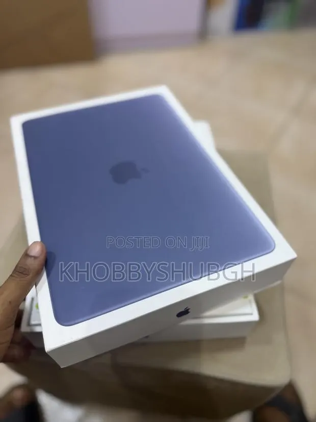 New Laptop Apple MacBook Neo 2026 8GB SSD 256GB · Photo 1