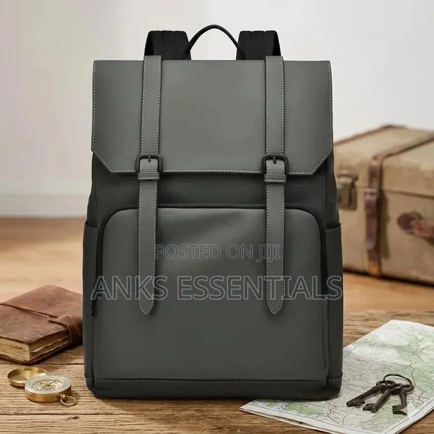 Minimalist Travel Backpack With Large Storage Space · Photo 1