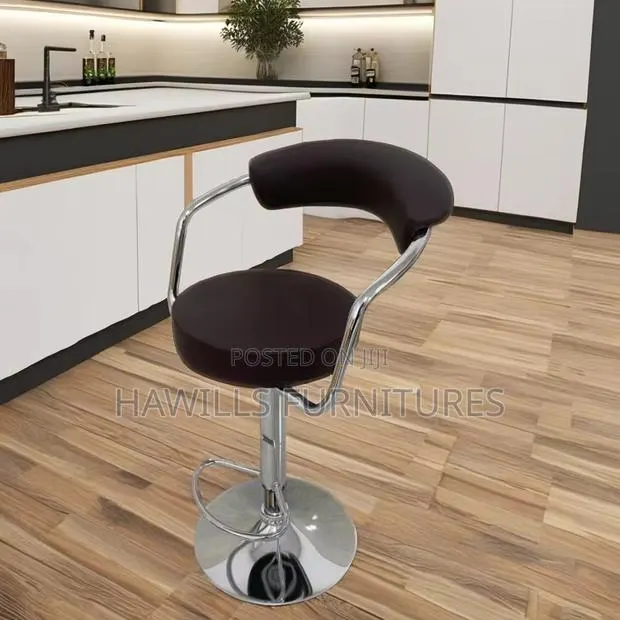 Lifting Bar Stool · Photo 1