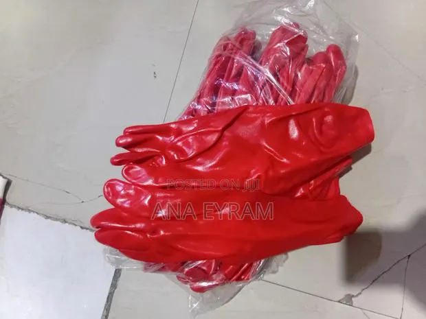 Pvc Red Gloves · Photo 1