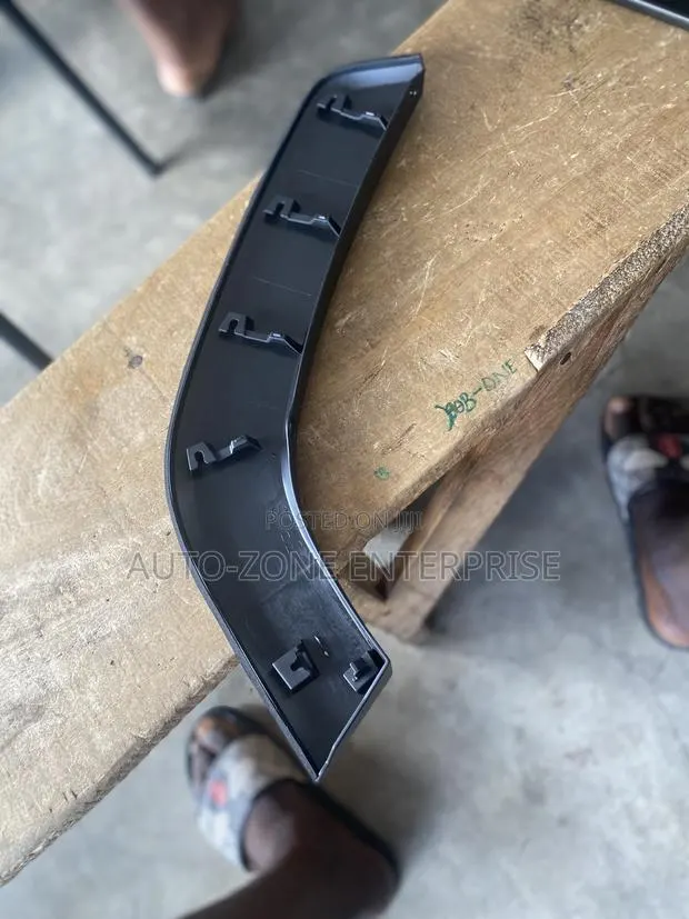 Toyota Rav4 2019 2020 2021 2022 2023 Door Arch · Photo 1