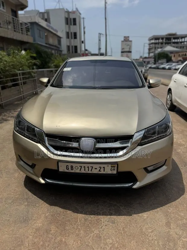 Honda Accord Sport 4dr Sedan (2.4L 4cyl 6M) 2015 Gold