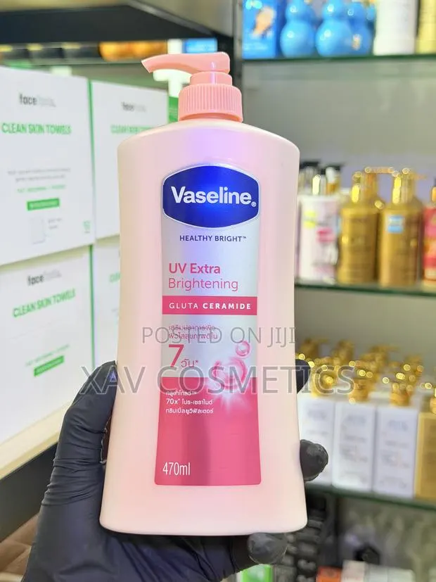 Vaseline Uv Extra Brightening Gluta Ceremide Lotion · Photo 1