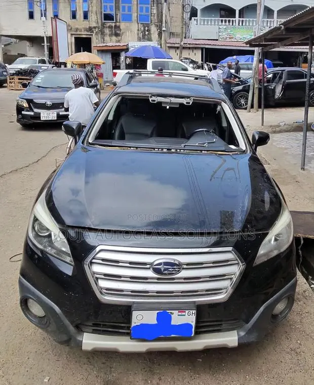 2017 Subaru Outback Windscreen Available · Photo 1