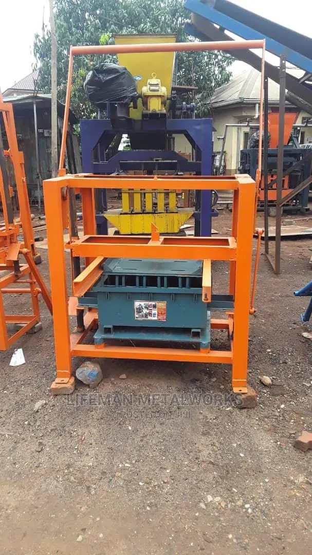 5 in 1 Block Machine (Cuts 5 Blocks at a Time) · Photo 1