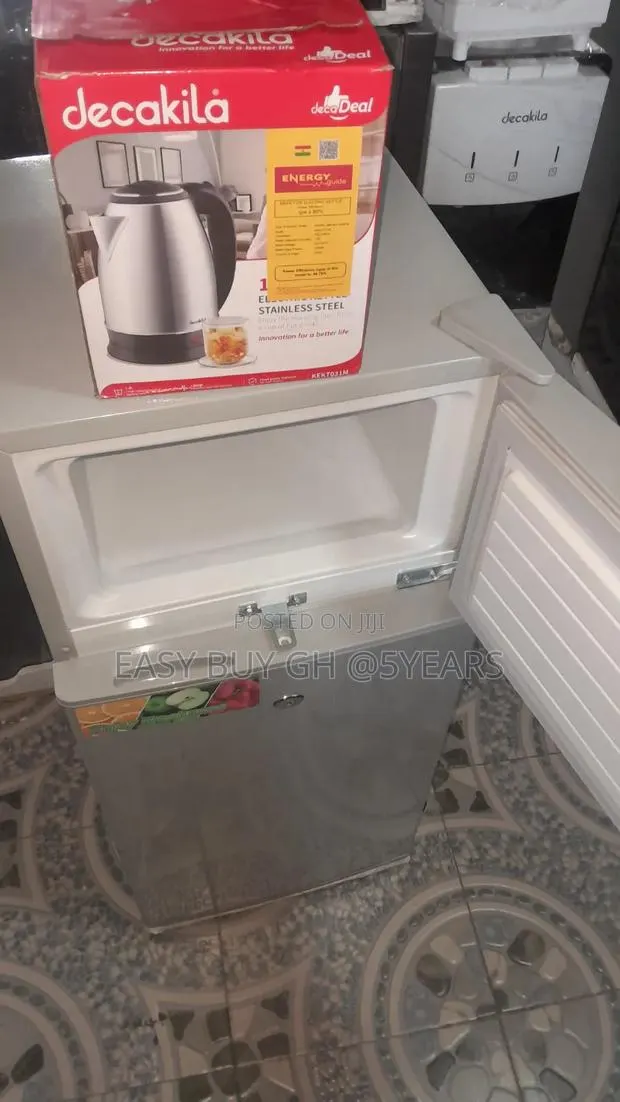 Cool Westpool Refrigerator 95TM Refrigerator · Photo 1