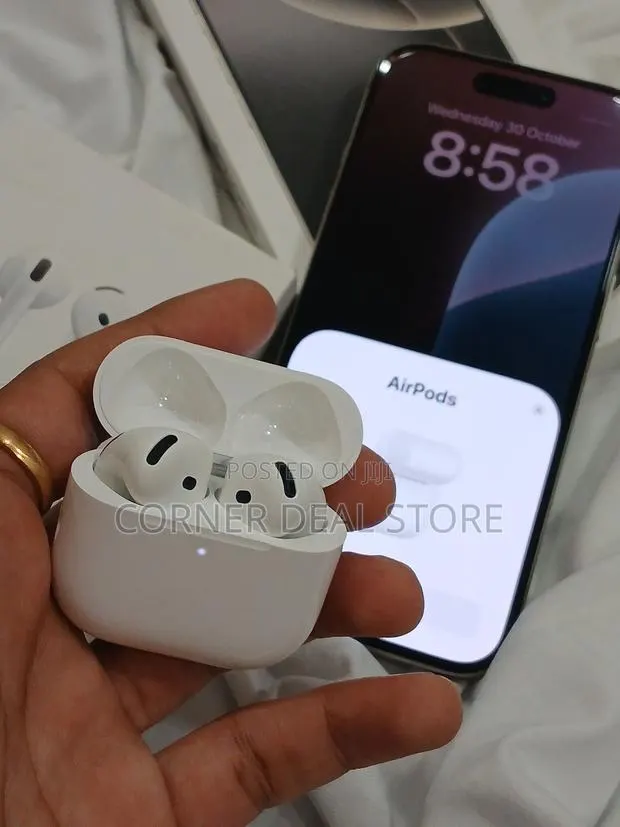 Apple AirPods 4 · Photo 2
