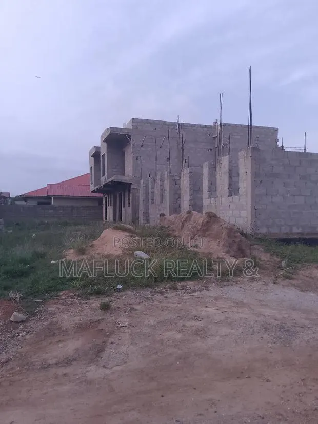 Uncompleted 4 Unit 2 Bedroom Houses · Photo 1
