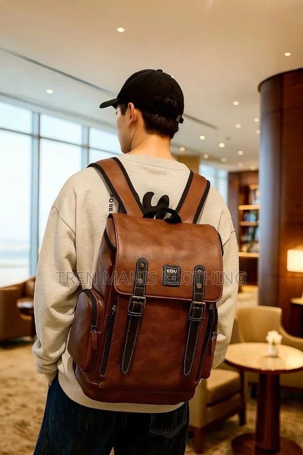 Brown Backpack · Photo 1