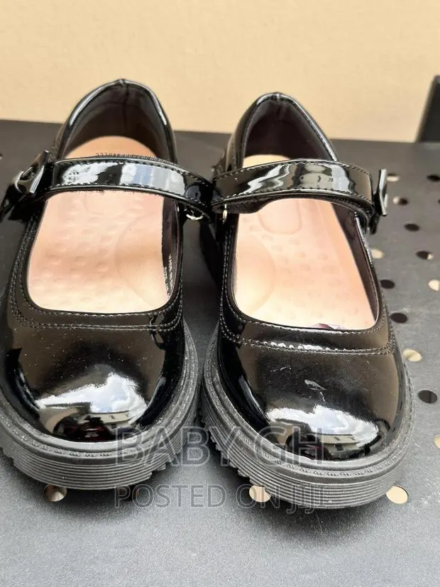 Black Girls School Shoes · Photo 1