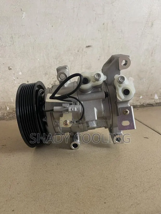 Toyota Hilux 2015-2025 AC Compressor · Photo 1