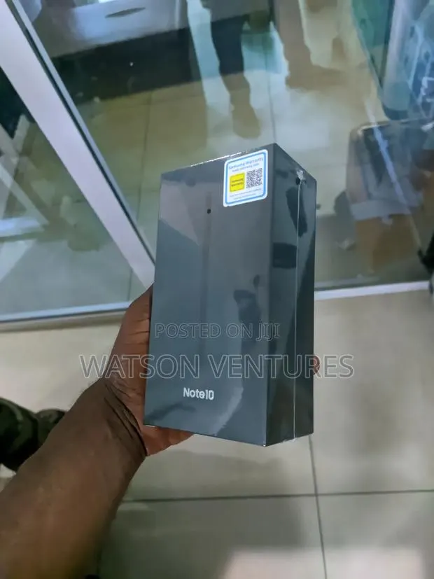 New Samsung Galaxy Note 10 5G 256 GB Black · Photo 1