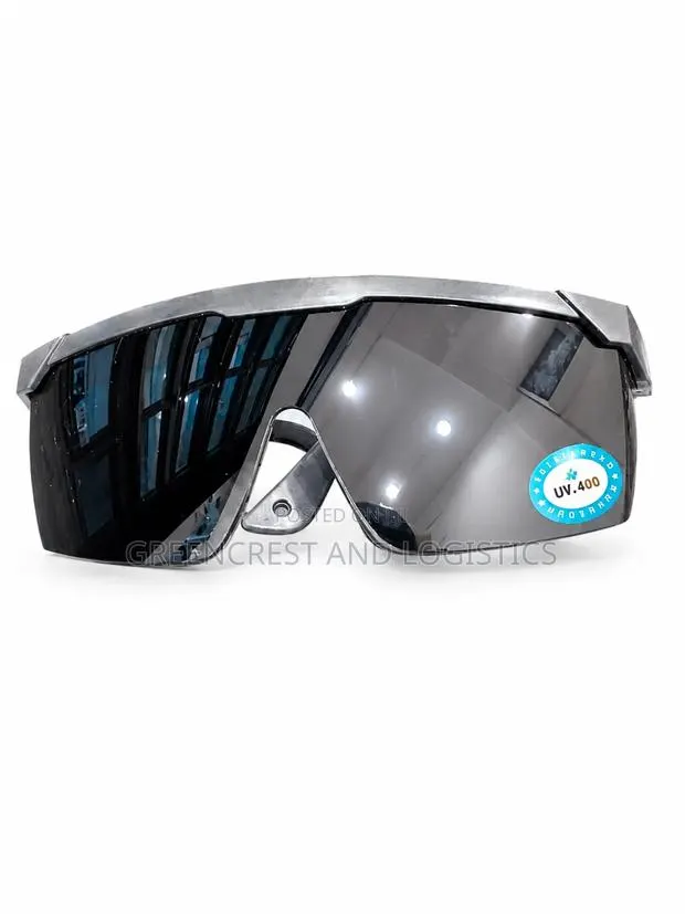 Welders Spectacle · Photo 1