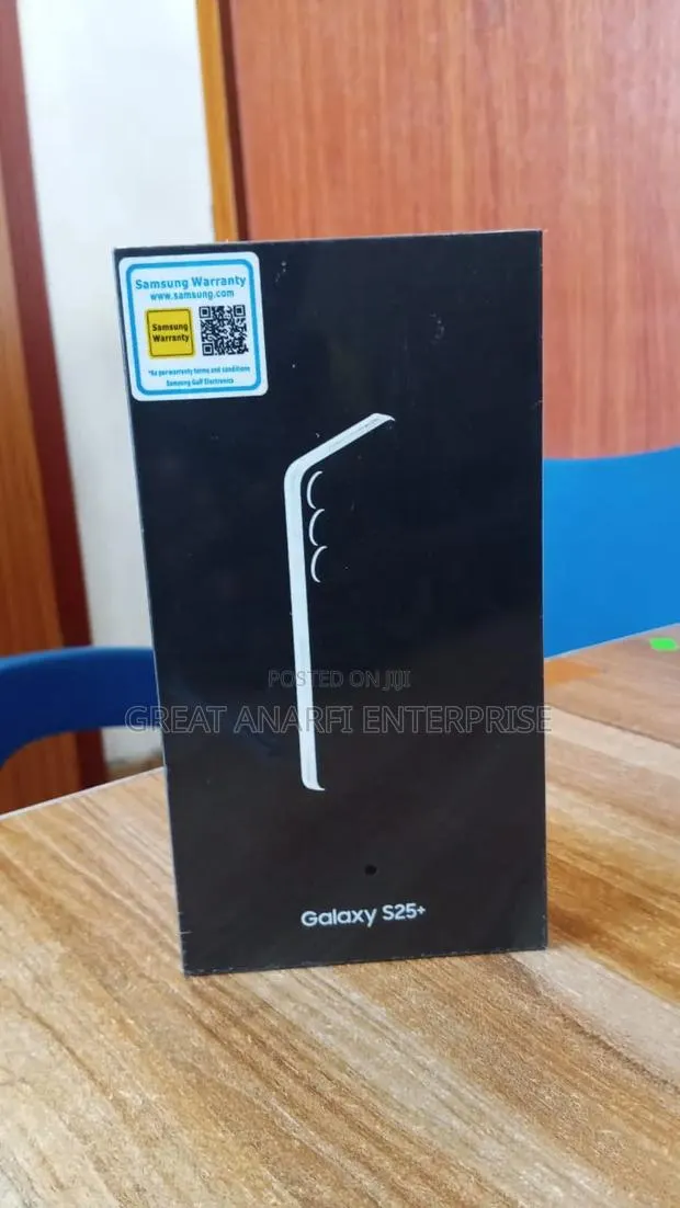New Samsung Galaxy S25+ 512 GB Black · Photo 1