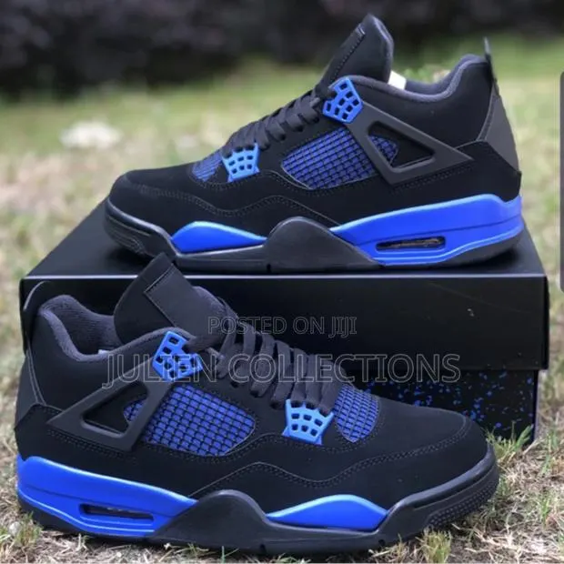 Jordan 4 Retro · Photo 1