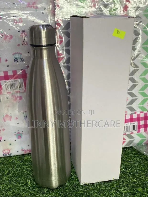 Stainless Vacuum Flask · Photo 2