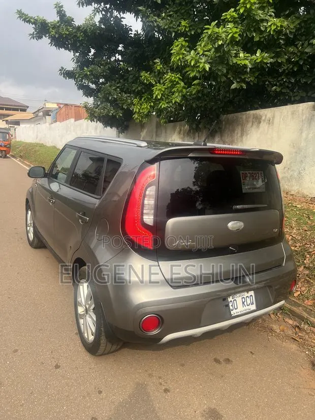 Kia Soul 2019 Gray · Photo 1
