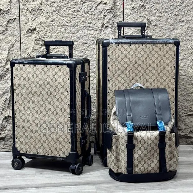 Luxury Traveling Set Bag · Photo 1