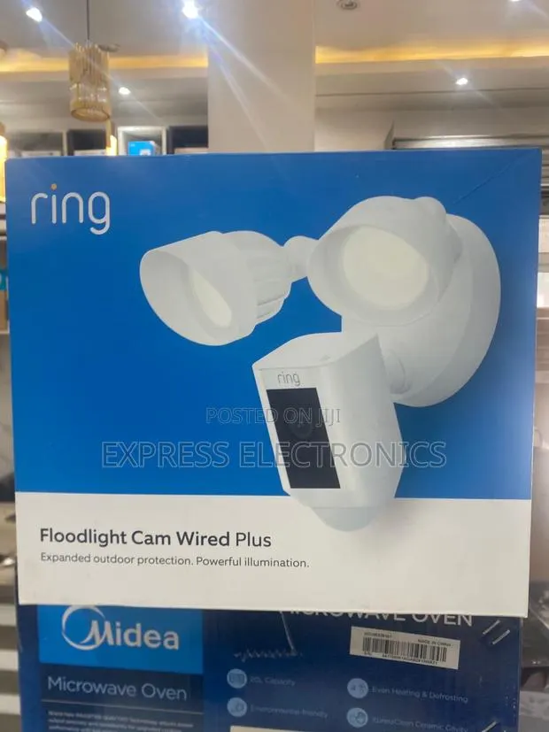 Quality Sleek White Ring Outdoor Flood Light Cam Wired · Photo 1