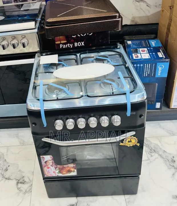 Order Affordable Ferre 60x60cm New Line 4 Gas Burner(Black) · Photo 1