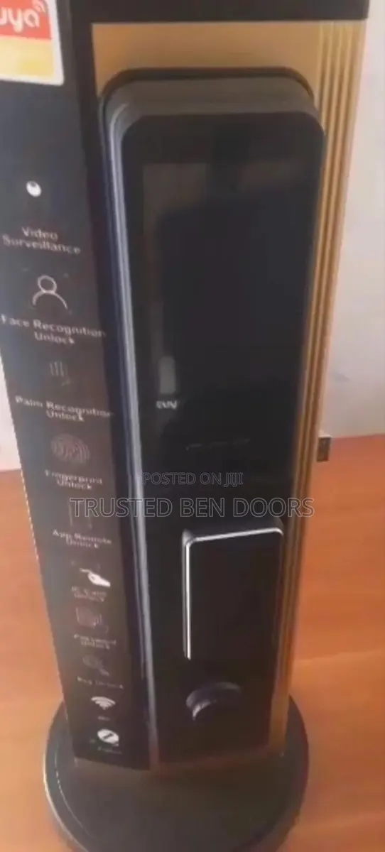 Face Unlock Tuya App Wireless Biometric Smart Lock For Wooden Doors · Photo 1