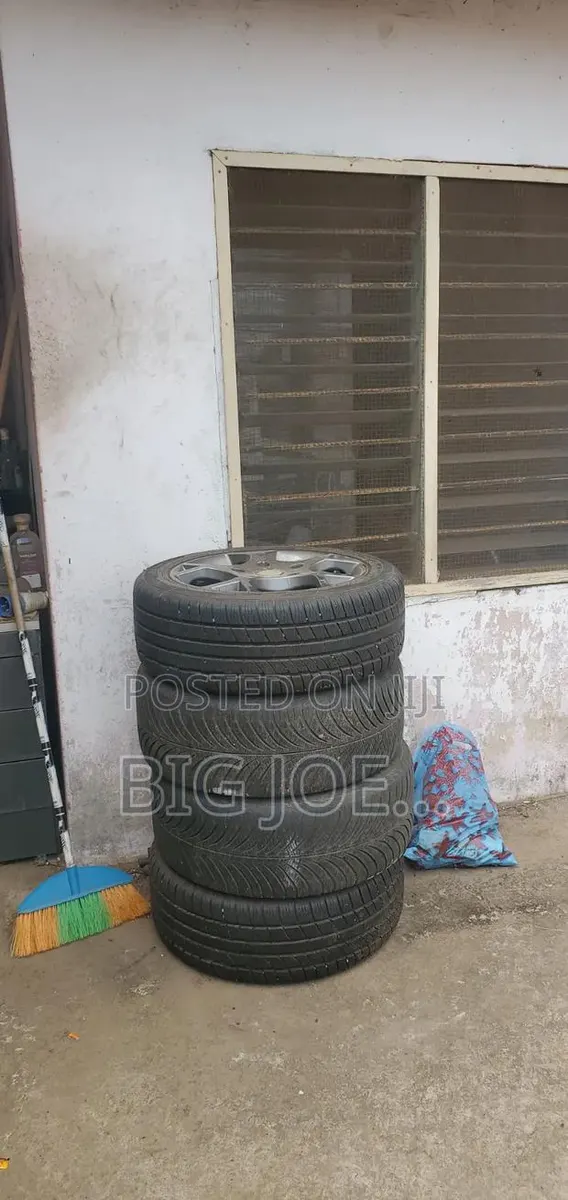 Alloy Rims 18 With Tyes · Photo 1