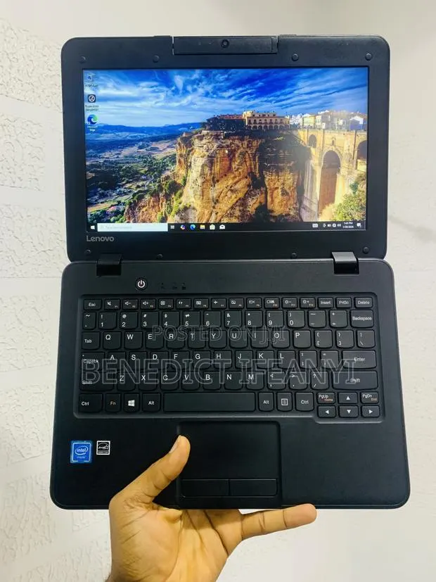 Laptop Lenovo N22 Winbook 4GB Intel SSD 256GB · Photo 1