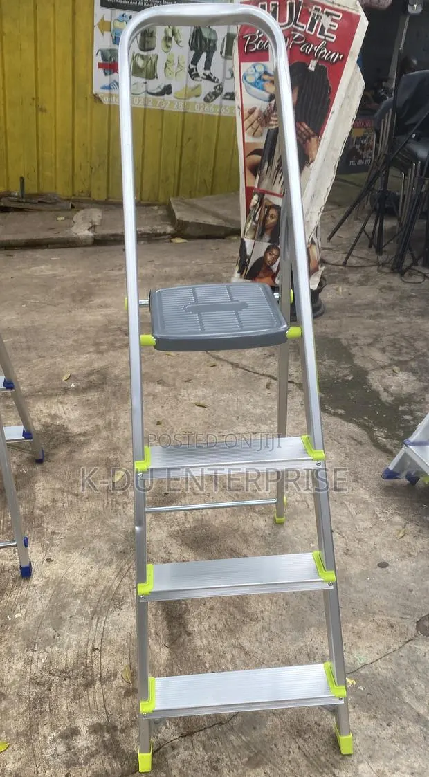 Household Ladder 4steps · Photo 1