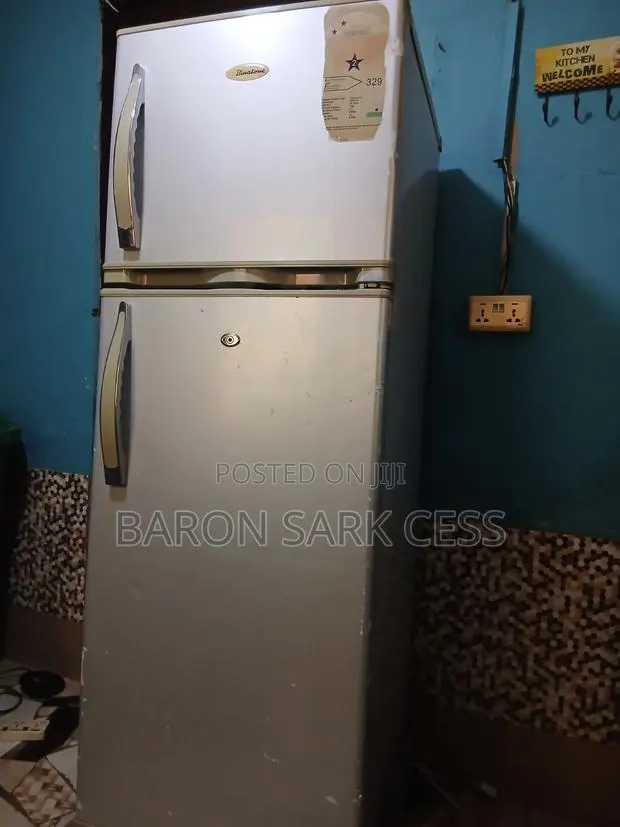 Binatone 205 Liters Refrigerator · Photo 1