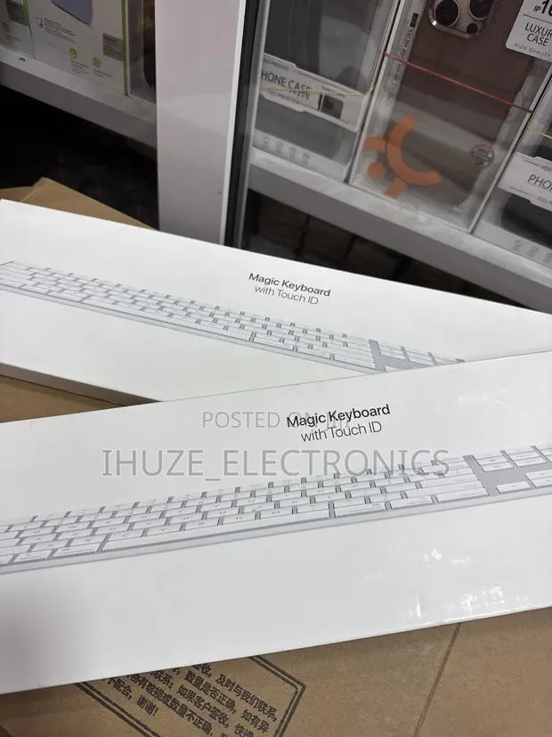 White Magic Keyboard (Touch Id/Numeric Keypad) - USB-C · Photo 1