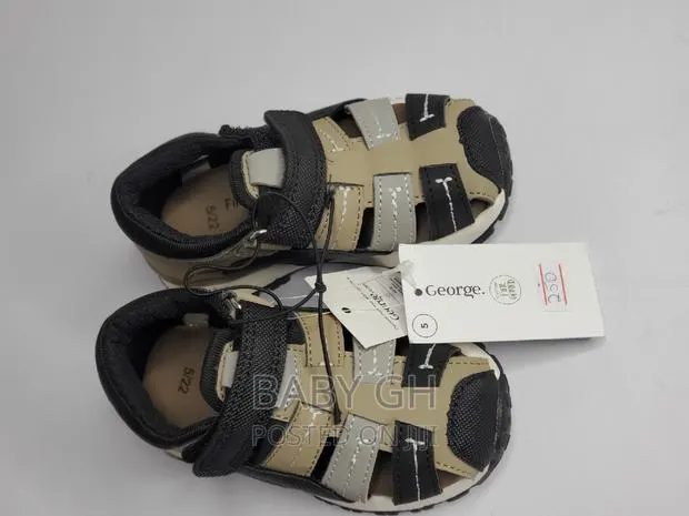 George Gap Sandals · Photo 1