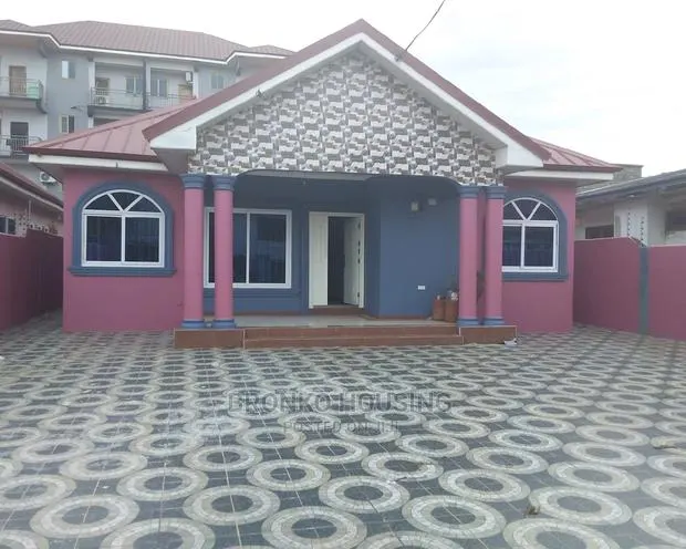 3bdrm House in Bronko Housing, Spintex for rent · Photo 1