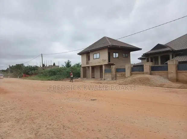 2 Plots of Land for Sale at Santasi Apire Darko · Photo 1