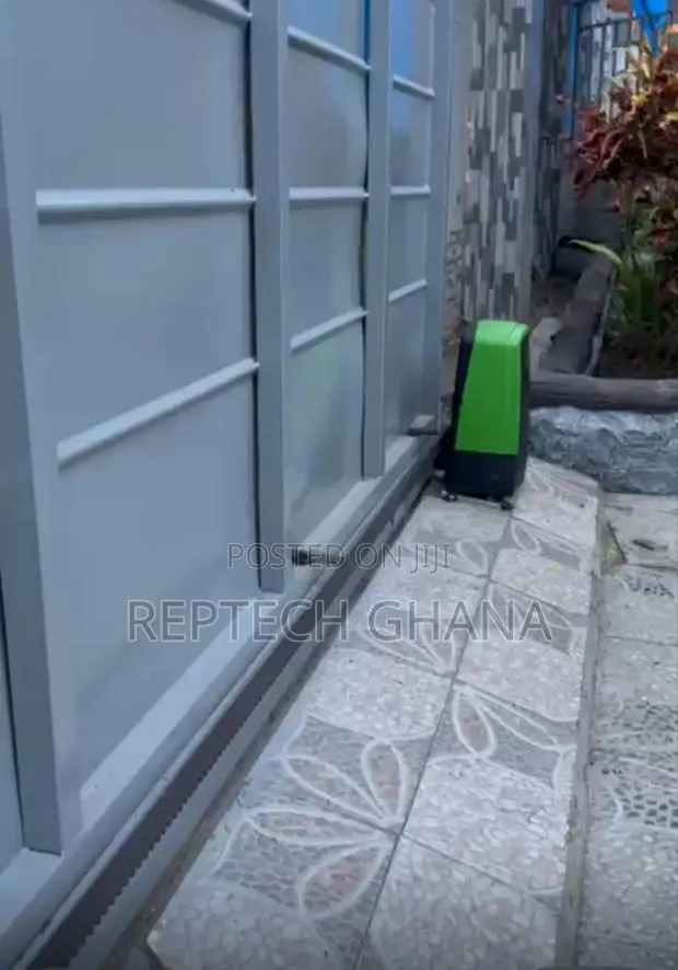 Centurion Gate Motors and Installation · Photo 1