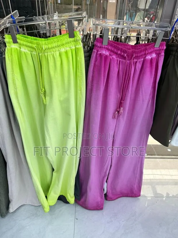 Gradient Length Sweatpants · Photo 1