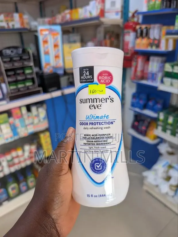 Summer's Eve Feminine Wash · Photo 1