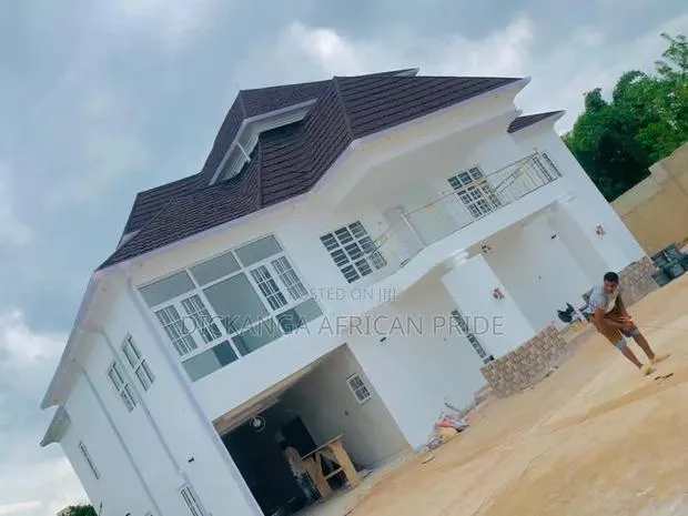 Build From Abroad With Confidence Premium Roofing Sheet 50yrs Guarante · Photo 1